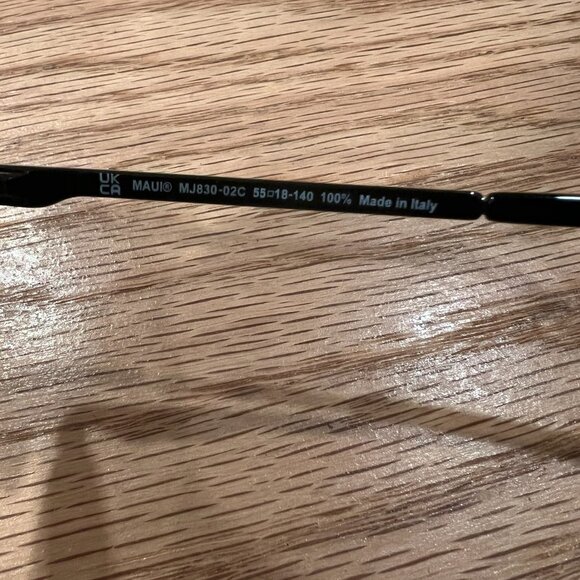 Maui Jim Waterfront Sunglasses - Picture 5 of 7